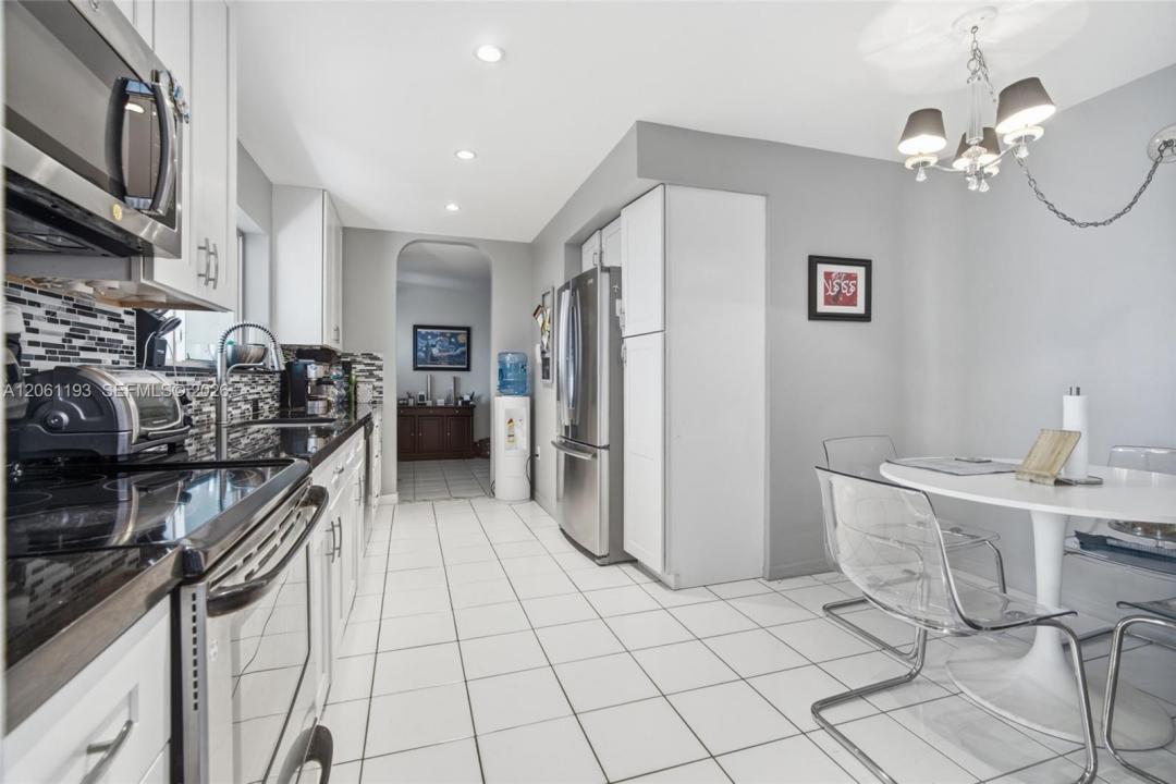 21221 NE 3rd Ct, Miami, Floride 33179, États-Unis