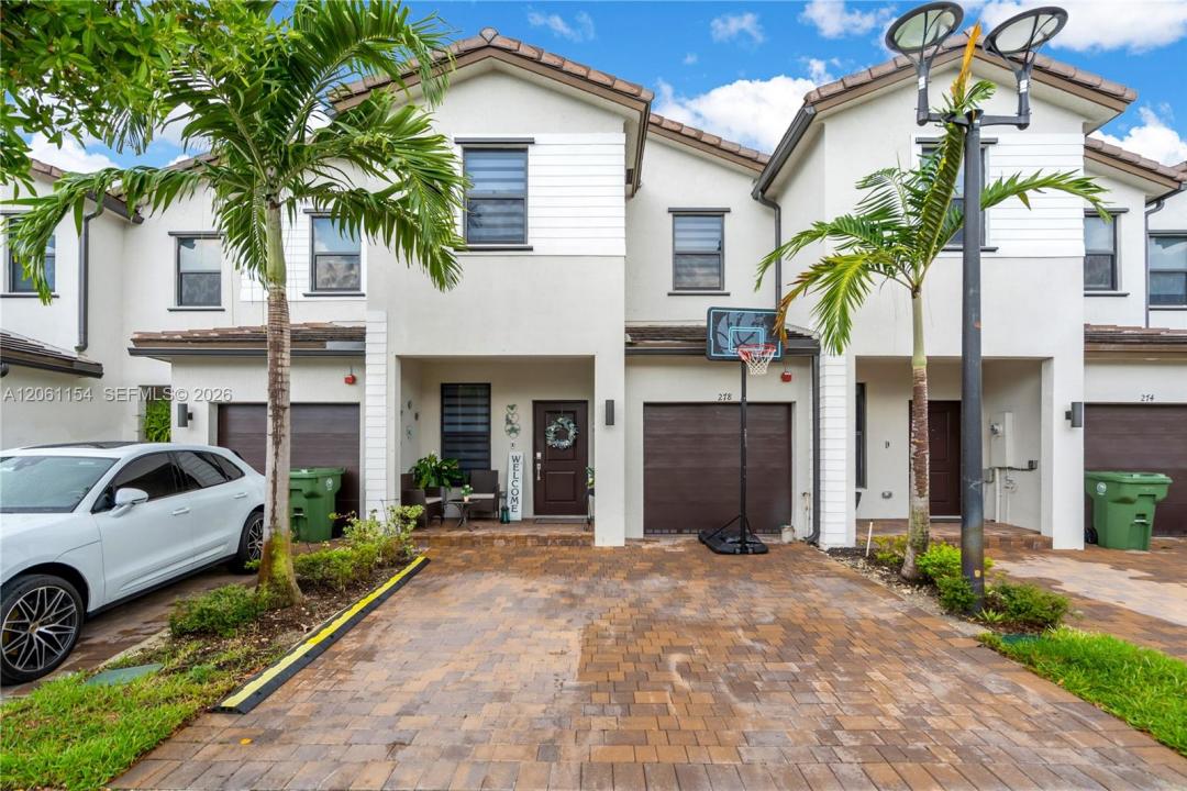 278 SW 159th Pl, Pembroke Pines, Florida 33027, Stati Uniti