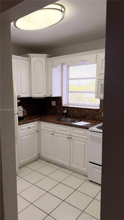 5100 W Flagler St 204, Miami, Floride 33134, États-Unis