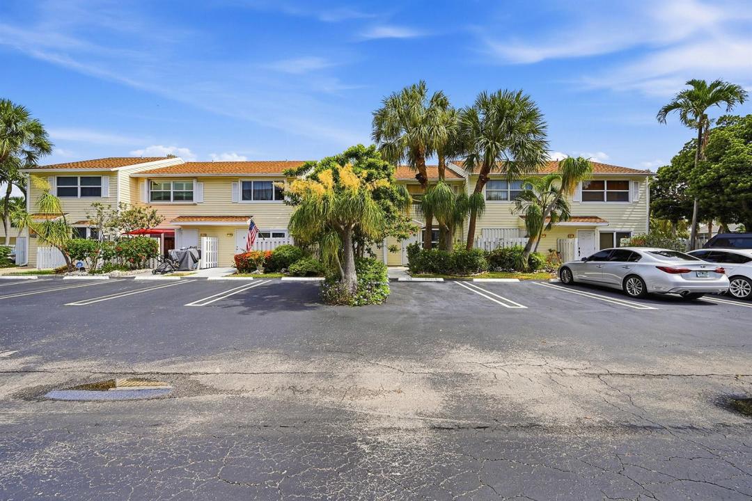 2627 NE 15th Street, Pompano Beach, Floride 33062, États-Unis