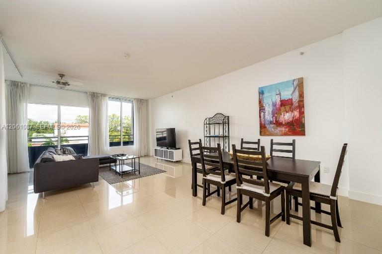 3250 Grand Ave 302, Miami, Florida 33133, USA