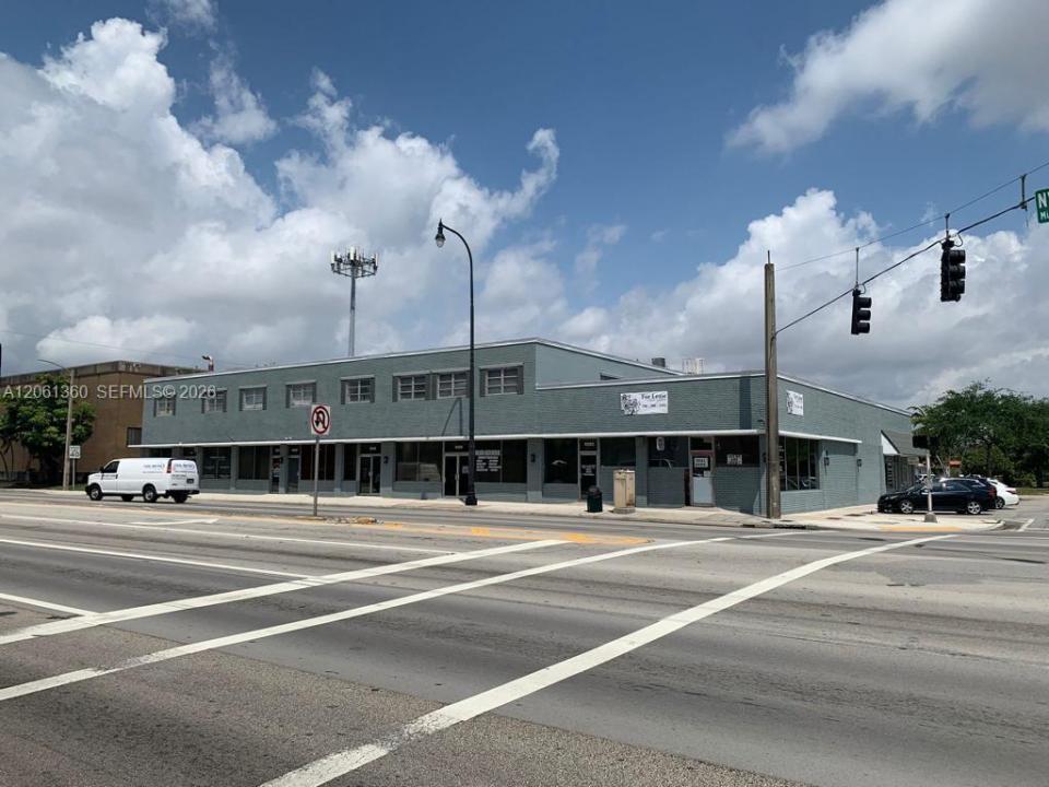5245 NW 36th St 205, Miami Springs, Floride 33166, États-Unis