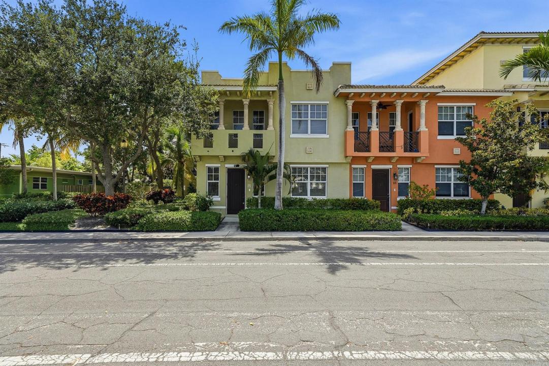 219 N L Street 100, Floride 33460, États-Unis