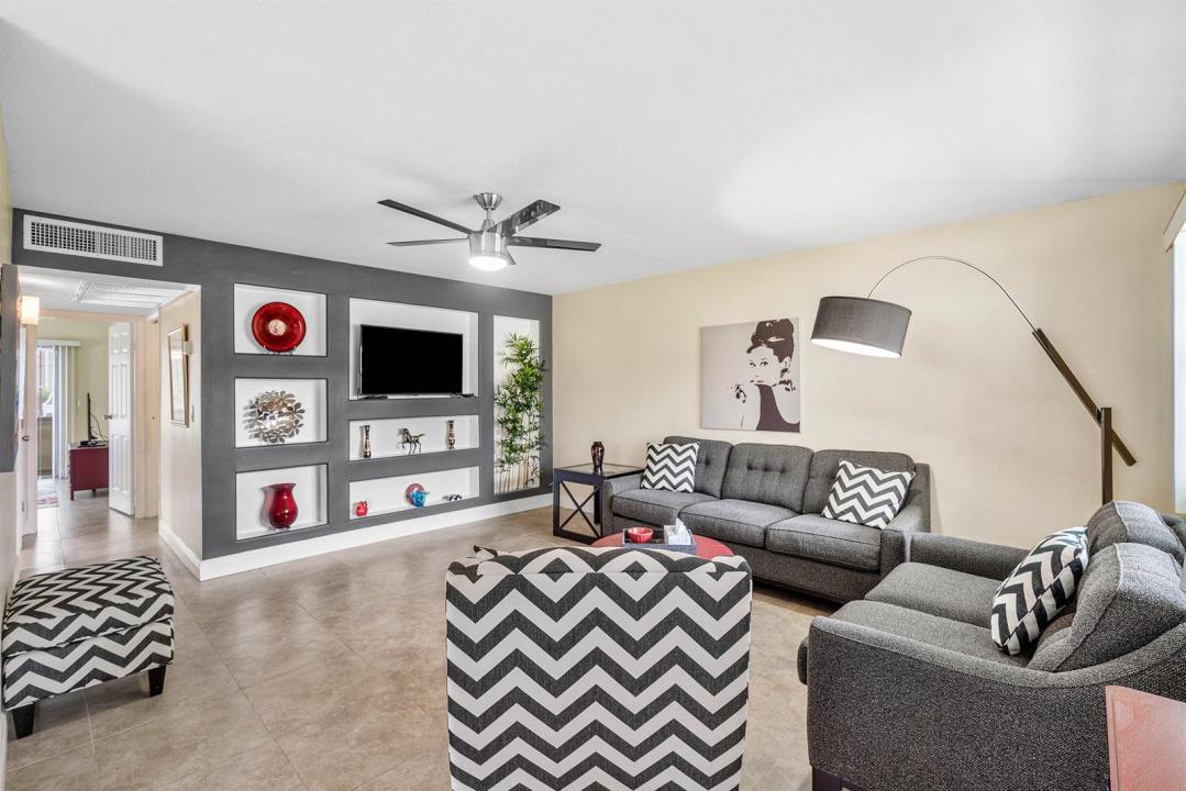 737 FLANDERS P Drive, Delray Beach, Florida 33484, USA