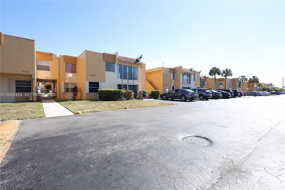 9340 W Flagler St 104B, Miami, Floride 33174, États-Unis