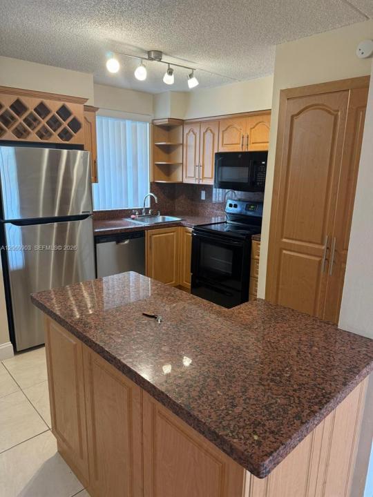 6045 NW 186th St 309, Hialeah, Floride 33015, États-Unis