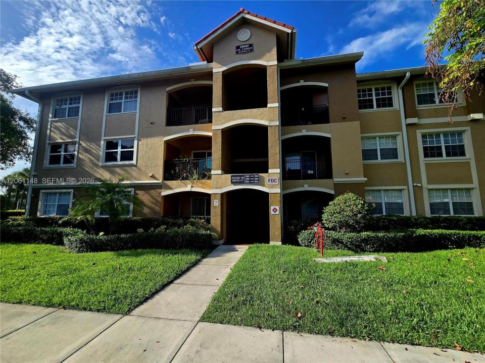 11600 SW 2nd St 18104, Pembroke Pines, Floride 33025, États-Unis