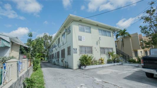 461 SW 6th St 8, Miami, Floryda 33130, USA