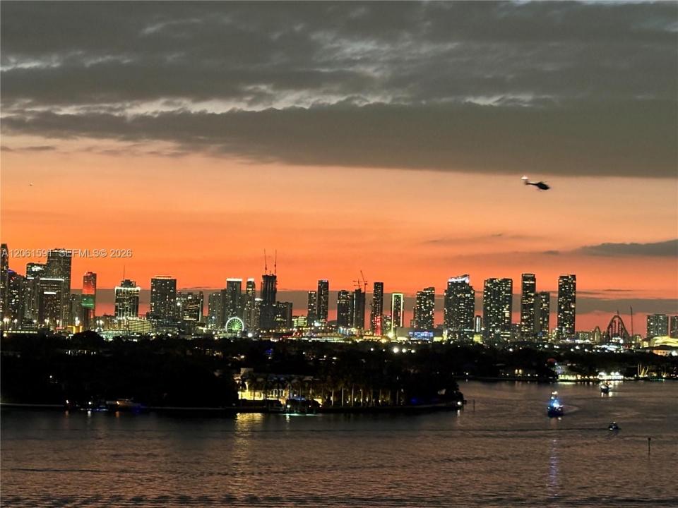1000 West Ave 1220, Miami Beach, Florida 33139, Stati Uniti