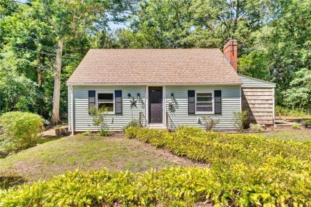 11 Sunset Avenue, Coventry, Rhode Island 02816, USA