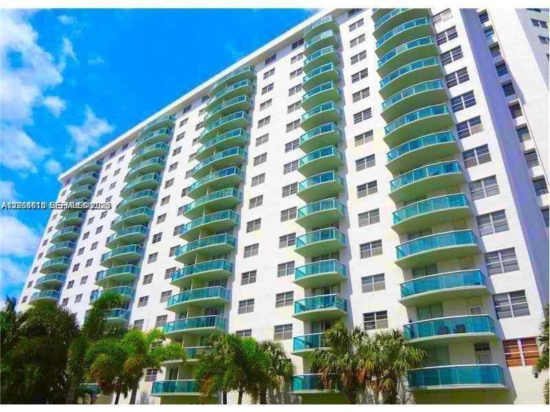 19390 Collins Ave 308, Sunny Isles Beach, Florida 33160, USA