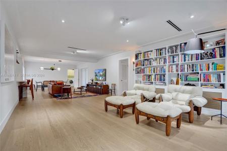 1223 NE 102nd St, Miami Shores, Florida 33138, USA