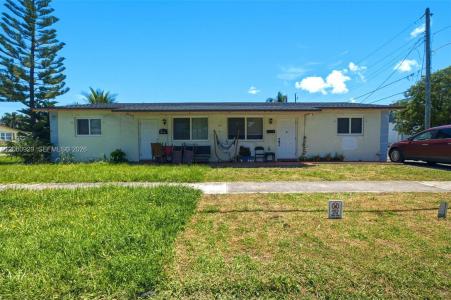 137 NE 1st Ct, Dania Beach, Florida 33004, USA