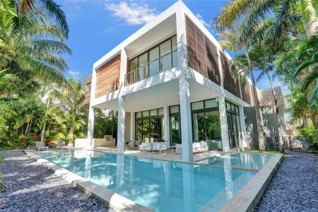 Golden Beach, Florida 33160