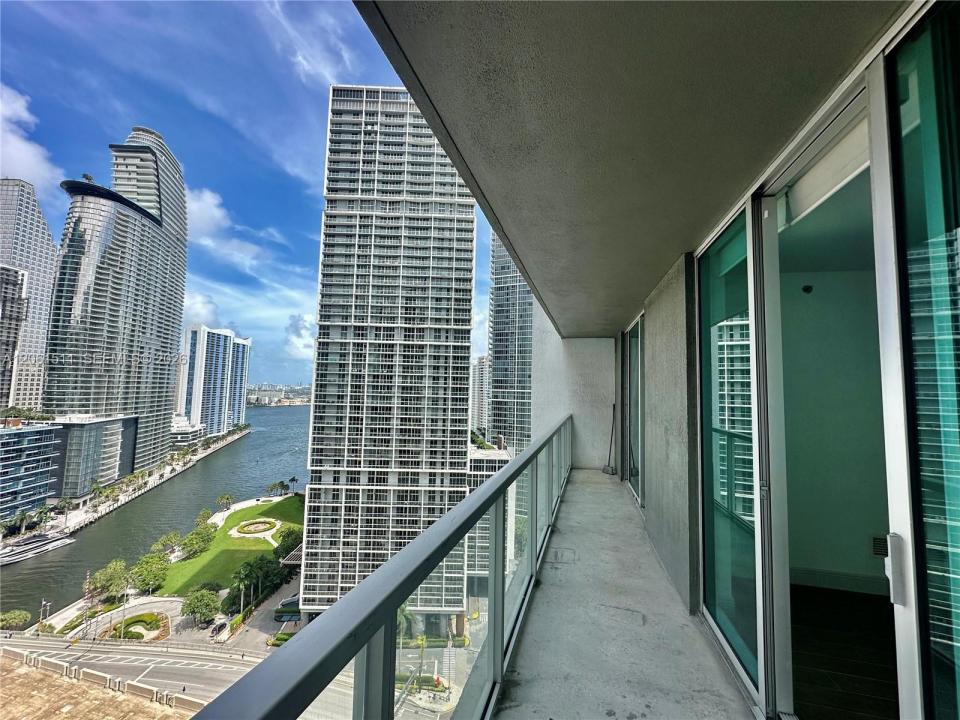 500 Brickell Ave 2407, Miami, Florida 33131, Stati Uniti