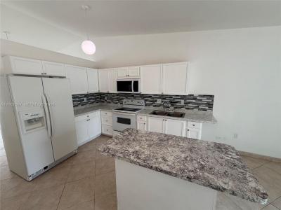 11686 NW 91st Pl, Hialeah Gardens, فلوريدا 33018, الولايات المتحدة