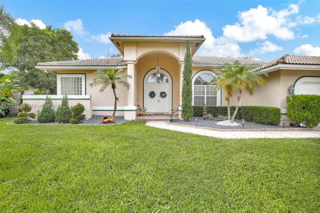 351 NW 110th Ave, Plantation, Florida 33324, Stati Uniti