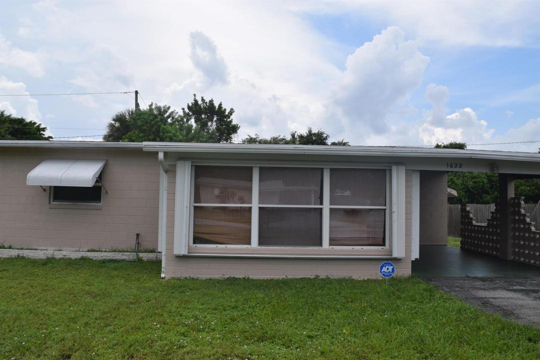 1622 NE Maureen Court, Jensen Beach, Flórida 34957, Estados Unidos