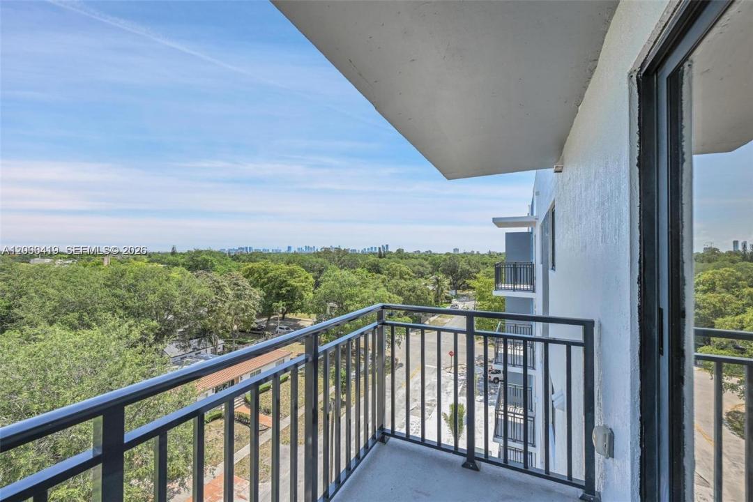 840 NE 130th Street 603, North Miami, Florida 33161, Stati Uniti