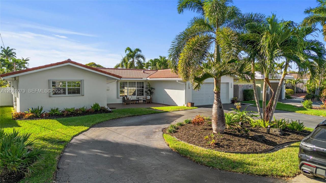 2207 NE 16th Ave, Wilton Manors, Floride 33305, États-Unis