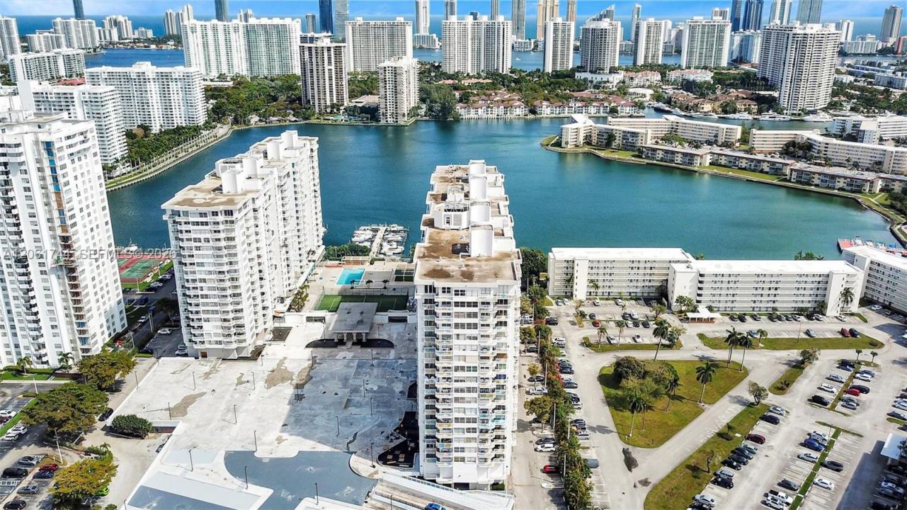 18051 Biscayne Blvd 801, Aventura, Florida 33160, Stati Uniti