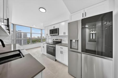 3530 Mystic Pointe Dr 1606, Aventura, Florida 33180, USA