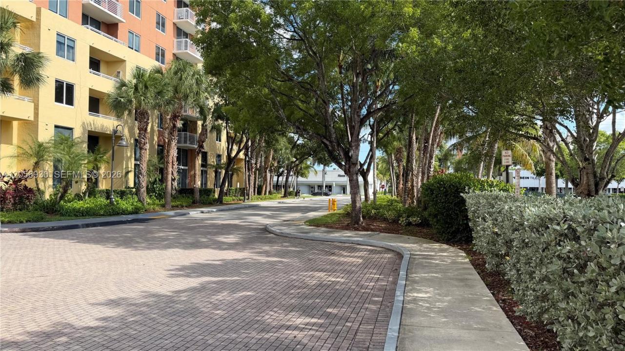 2775 NE 187th St 316, Aventura, Floride 33180, États-Unis