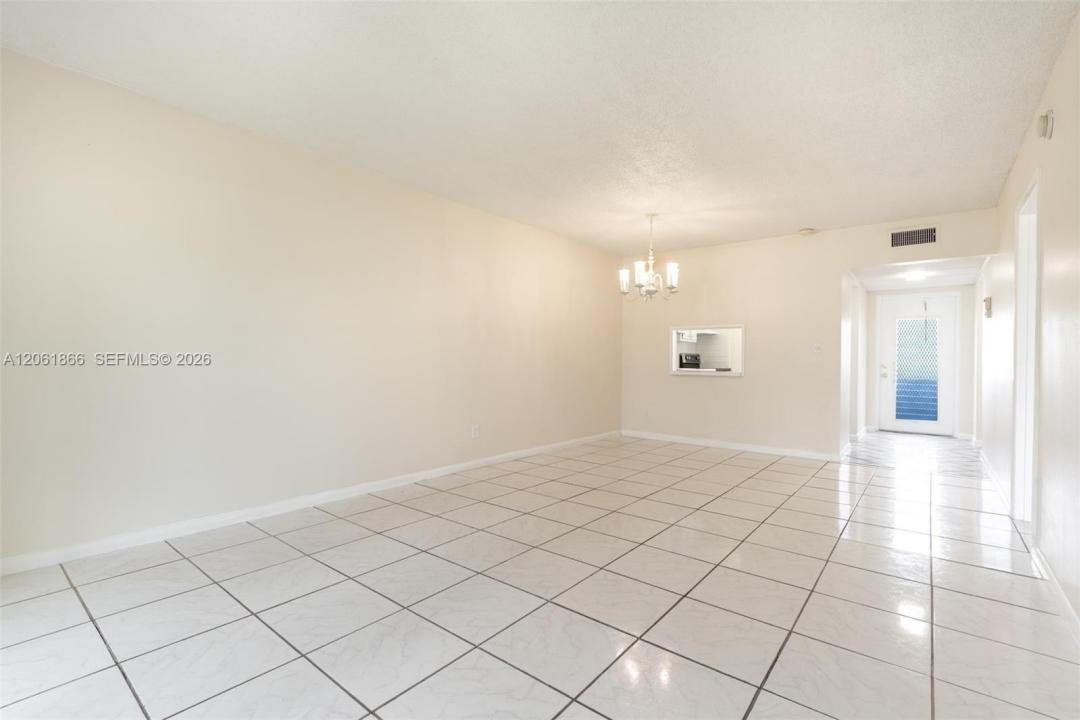 7877 Golf Cir Dr 108, Margate, Floride 33063, États-Unis