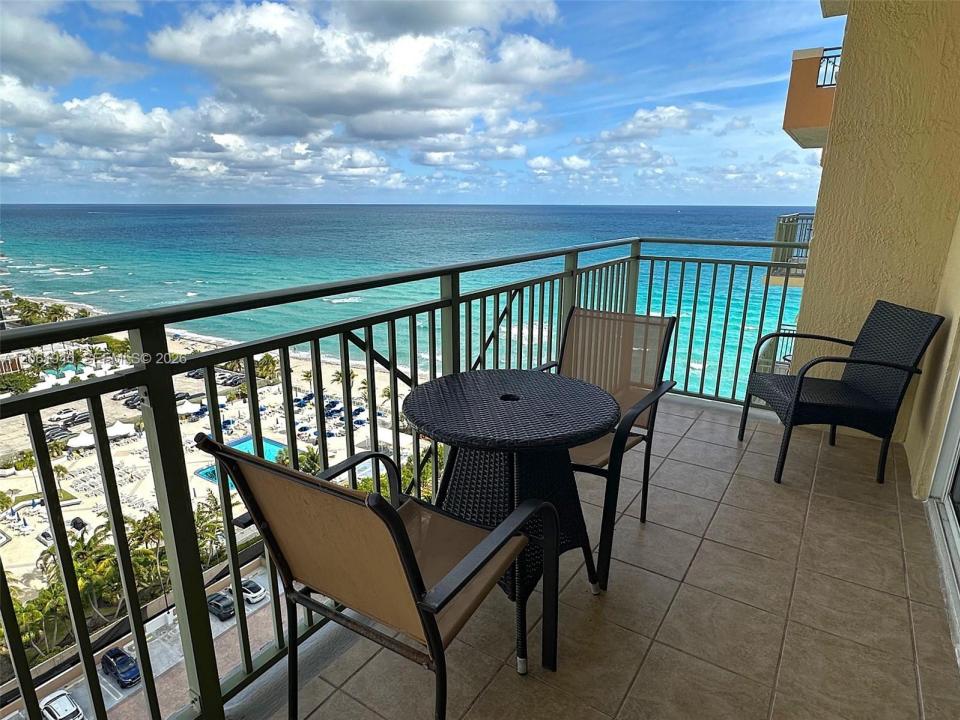 2080 S Ocean Drive 1606, Hallandale Beach, Florida 33009