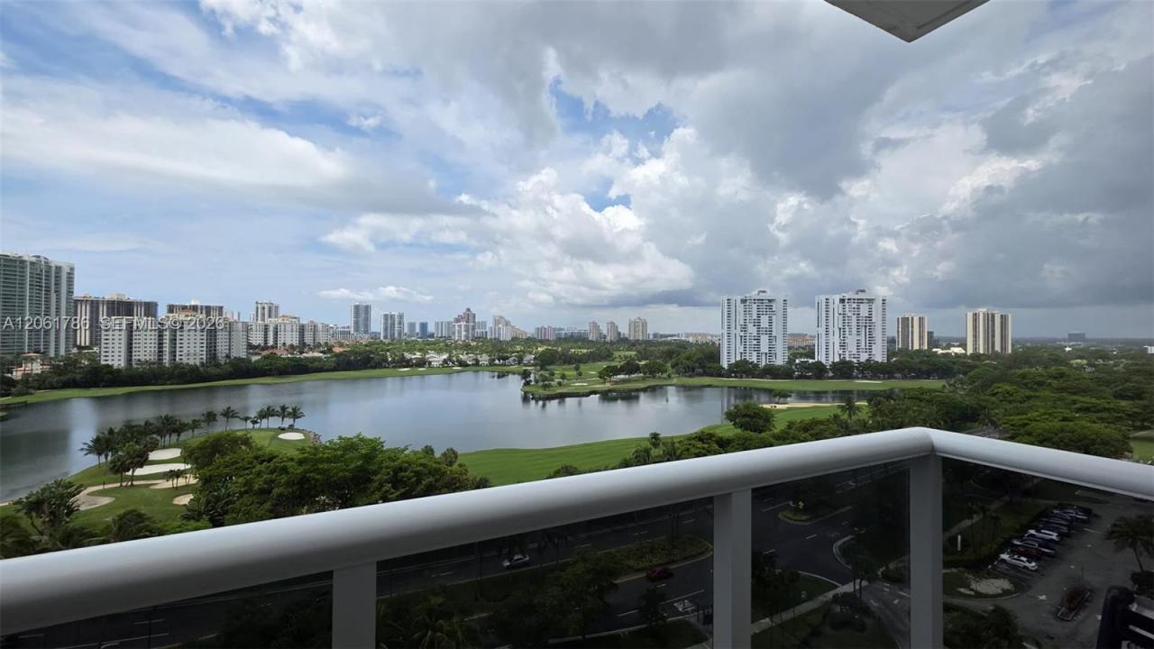 3675 N Country Club Dr 1504, Aventura, Flórida 33180, Estados Unidos