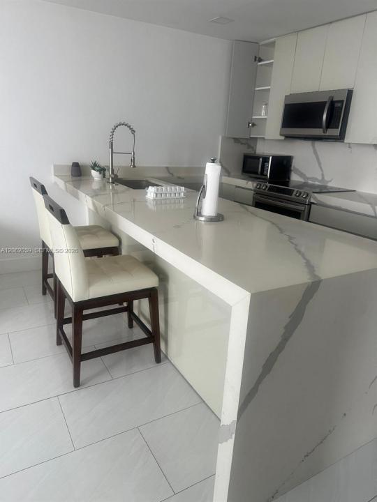 3725 S Ocean Dr 1507, Hollywood, Floryda 33019, USA