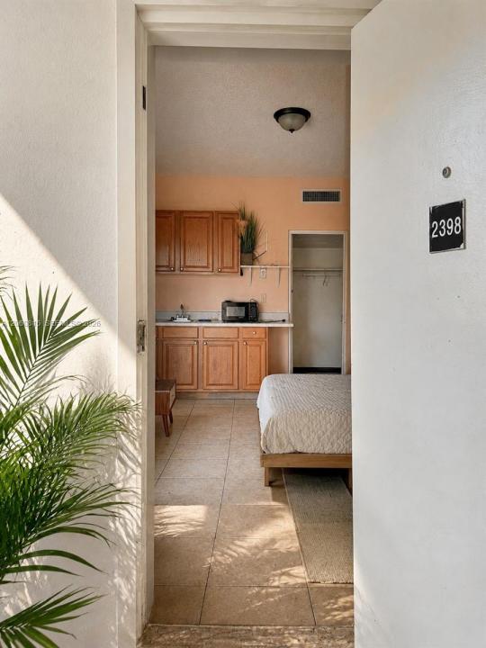 26 Diplomat Pkwy 2398, Hallandale Beach, Floride 33009, États-Unis