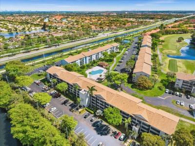 12500 SW 5th Ct 208M, Pembroke Pines, Florida 33027, USA
