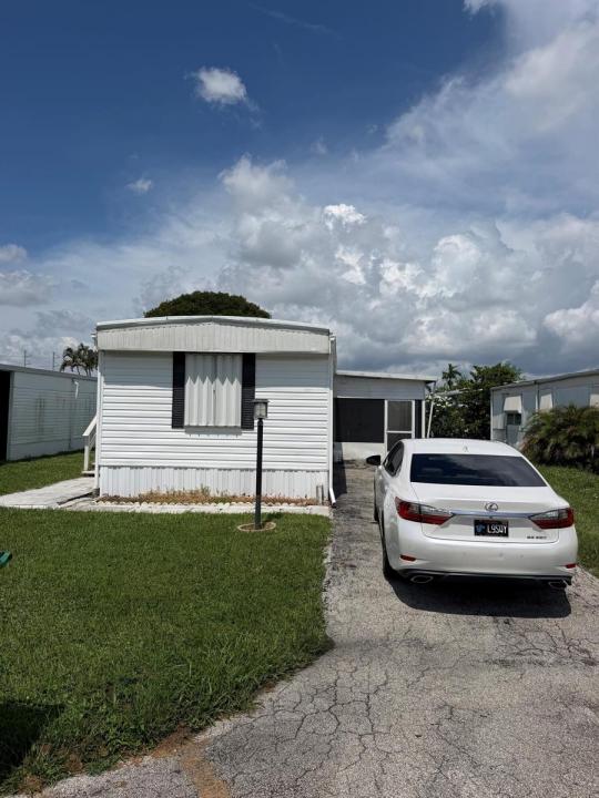 5251 SW 22ND Avenue, Dania Beach, Florida 33312, USA