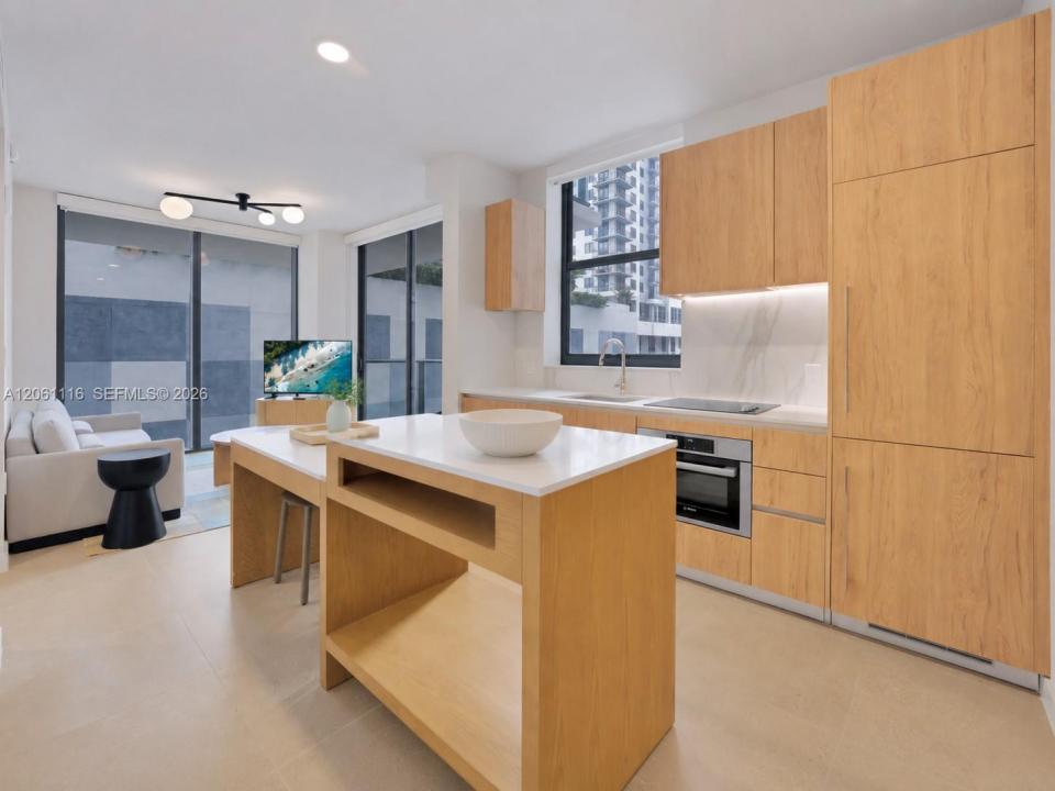 11 NE 6th St 809, Miami, Floride 33132, États-Unis