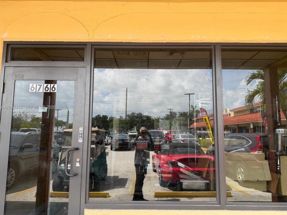 6766 Stirling Rd, Davie, Florida 33024, Stati Uniti