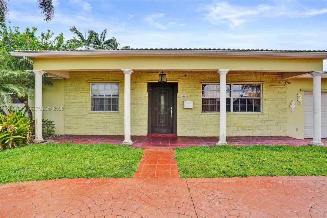 5306 Roosevelt St, Hollywood, Florida 33021, Stati Uniti