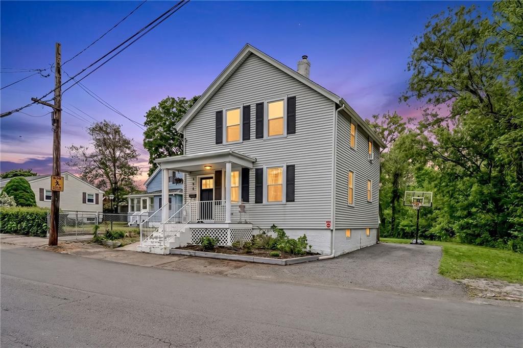 224 Francis Avenue, North Providence, Rhode Island 02904, États-Unis