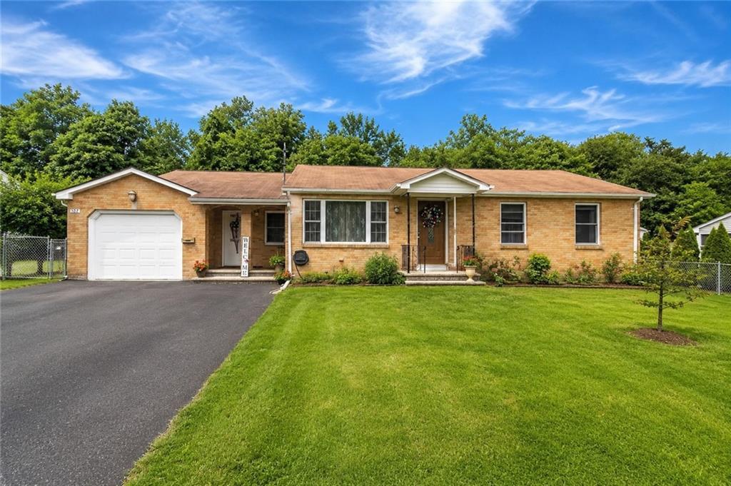 204 Knollwood Drive, Woonsocket, Rhode Island 02895, États-Unis