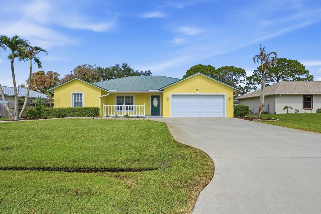 1120 SW Irving Street, Port St. Lucie, Floride 34983, États-Unis
