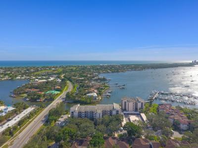 11370 Twelve Oaks Way 614, North Palm Beach, Florida 33408