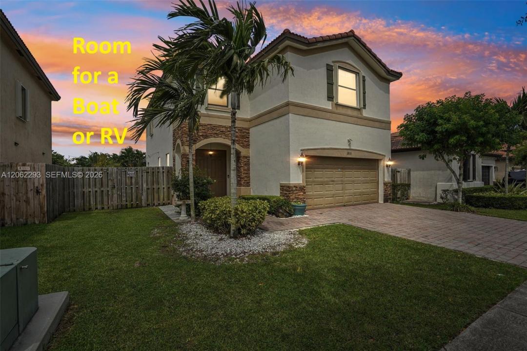 11833 SW 240th Ter, Homestead, Florida 33032, USA