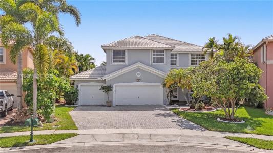 694 SW 168th Way, Pembroke Pines, Florida 33027, Estados Unidos