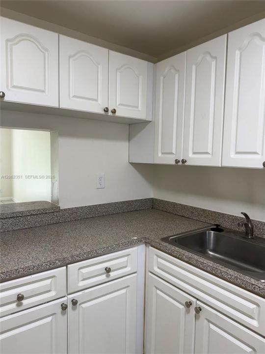 7825 Fairview Dr 204, Tamarac, Floride 33321, États-Unis