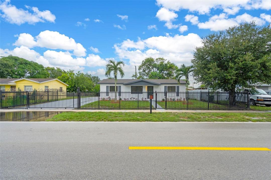 3400 NW 211th St, Miami Gardens, Floride 33056, États-Unis
