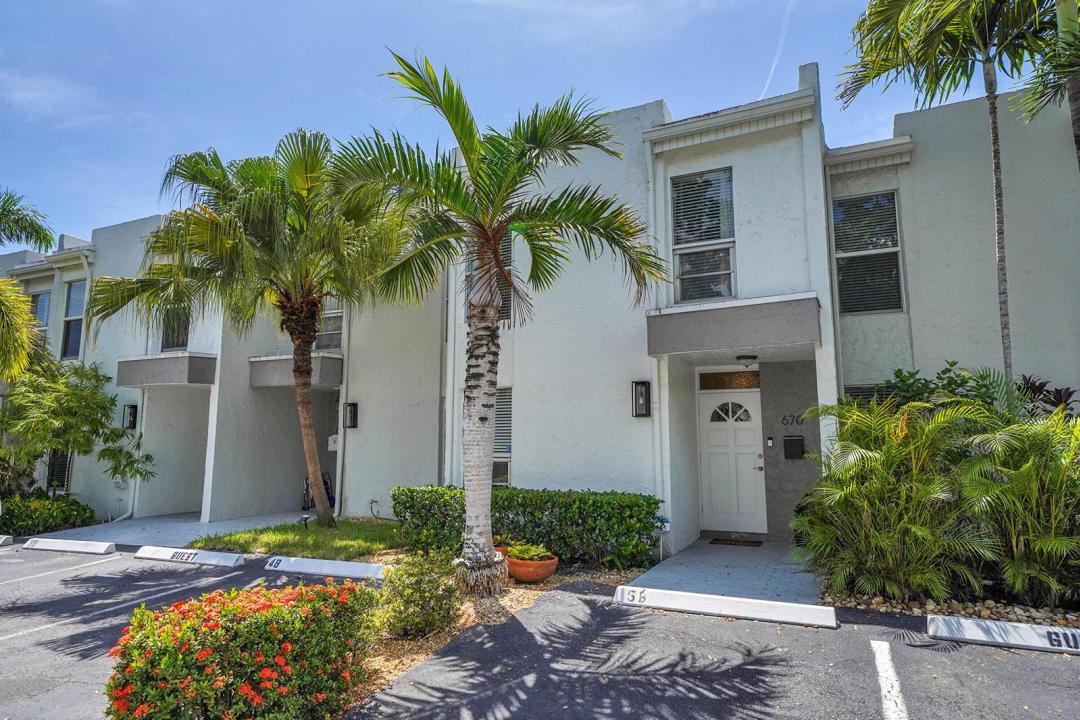 670 Kensington Place 5B, Wilton Manors, Floride 33305, États-Unis