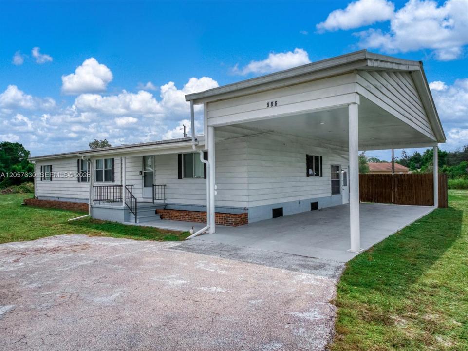 906 Whatley Court, Sebring, Floride 33870, États-Unis