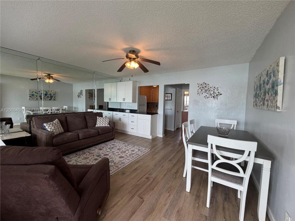 851 Atlantic Shores Blvd 119, Hallandale Beach, Floride 33009, États-Unis