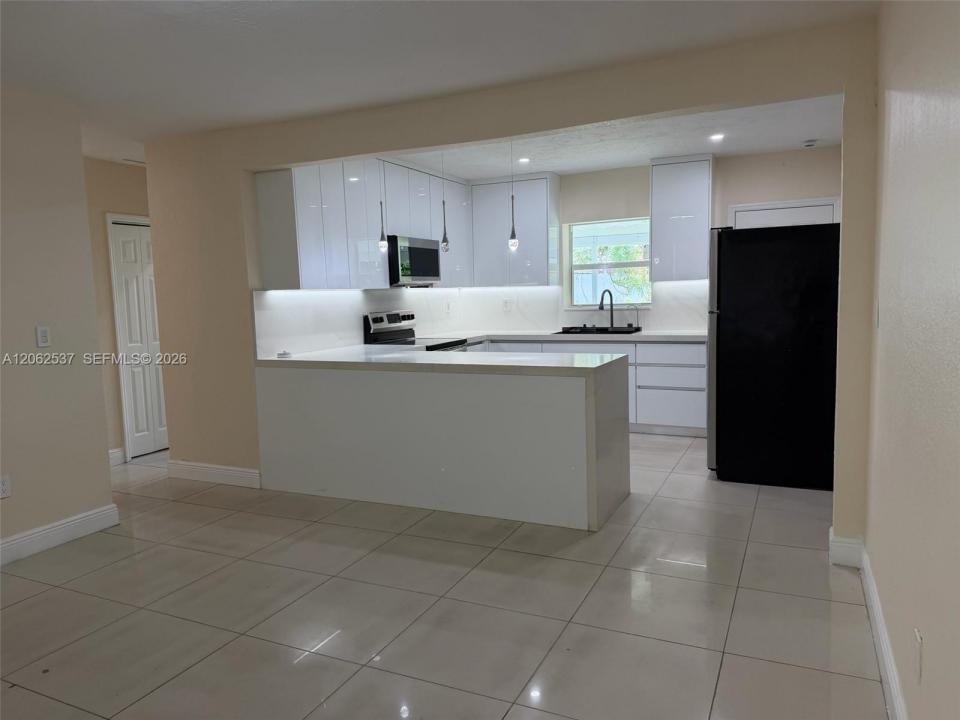 9016 NW 35th Ct, Miami, Floride 33147, États-Unis