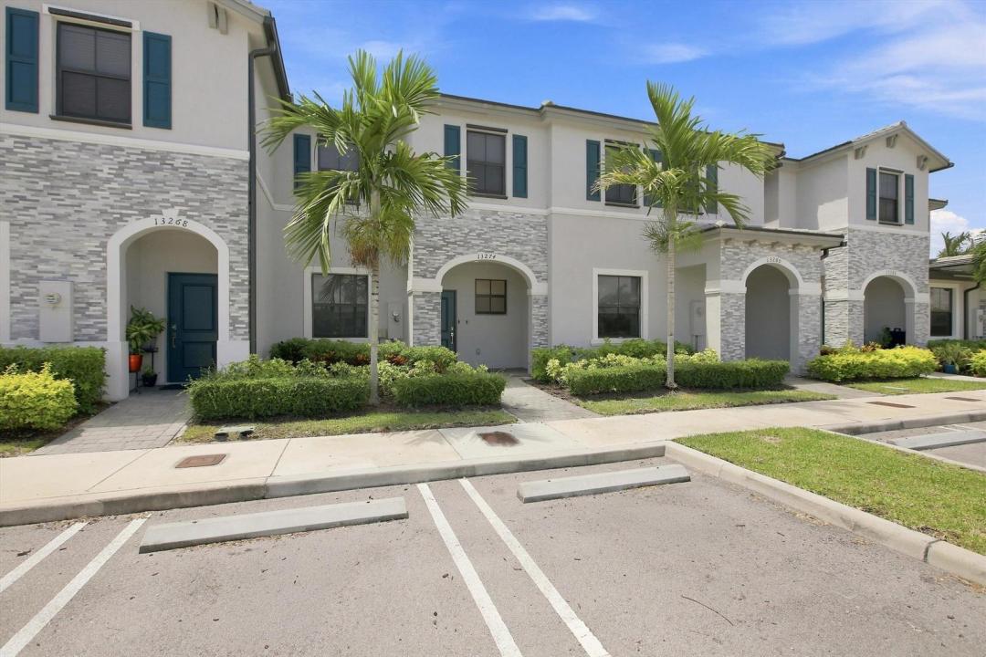 13274 SW 287th Terrace, Homestead, Florida 33033, USA